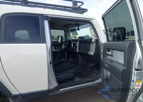 2008 Toyota Fj Cruiser из США, поврежденный, VIN JTEBU11F18K040024